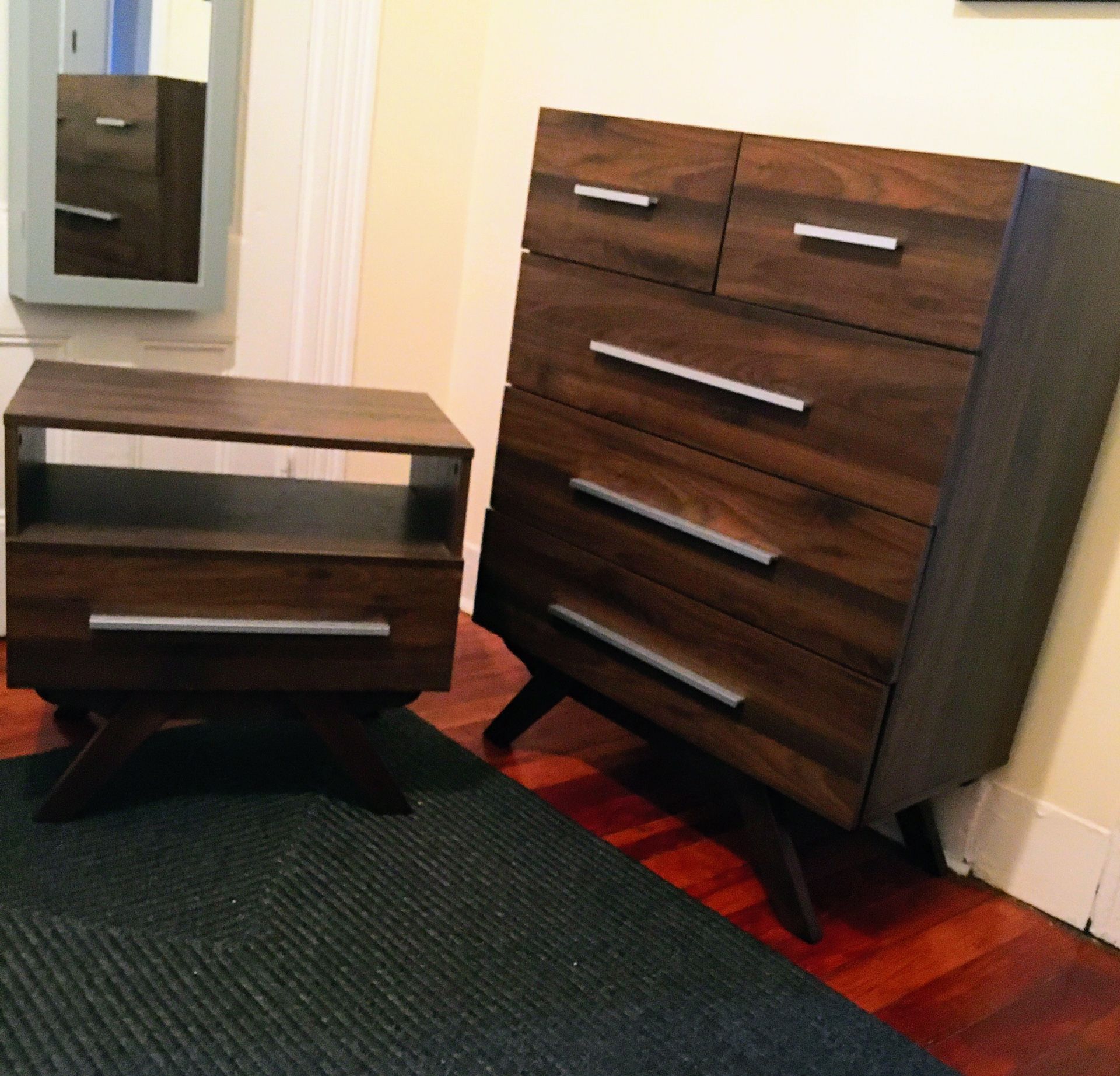 Dresser And Side Table for Sale in Boston, MA OfferUp