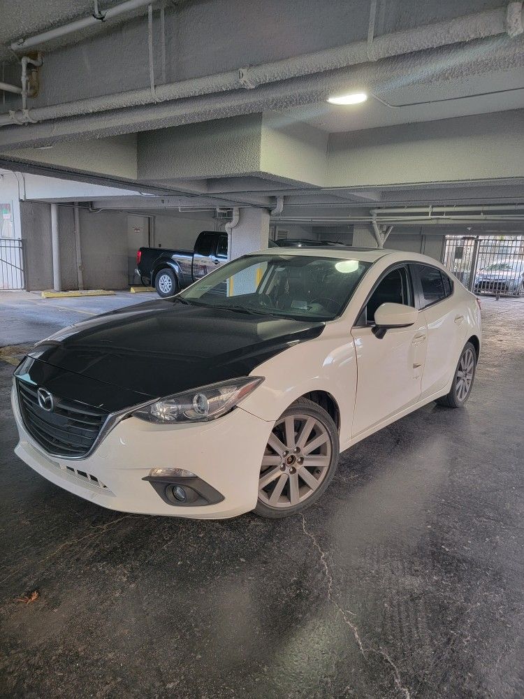 Mazda 3 2015 Clean Title 