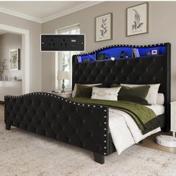 Queen Size Bedframe 