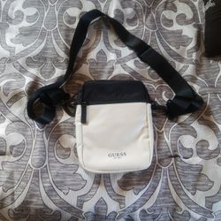 Brand New Guess Unisex Strapbag