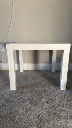 IKEA LACK Side Table ( 3 quantity - 2 white, 1 Black)