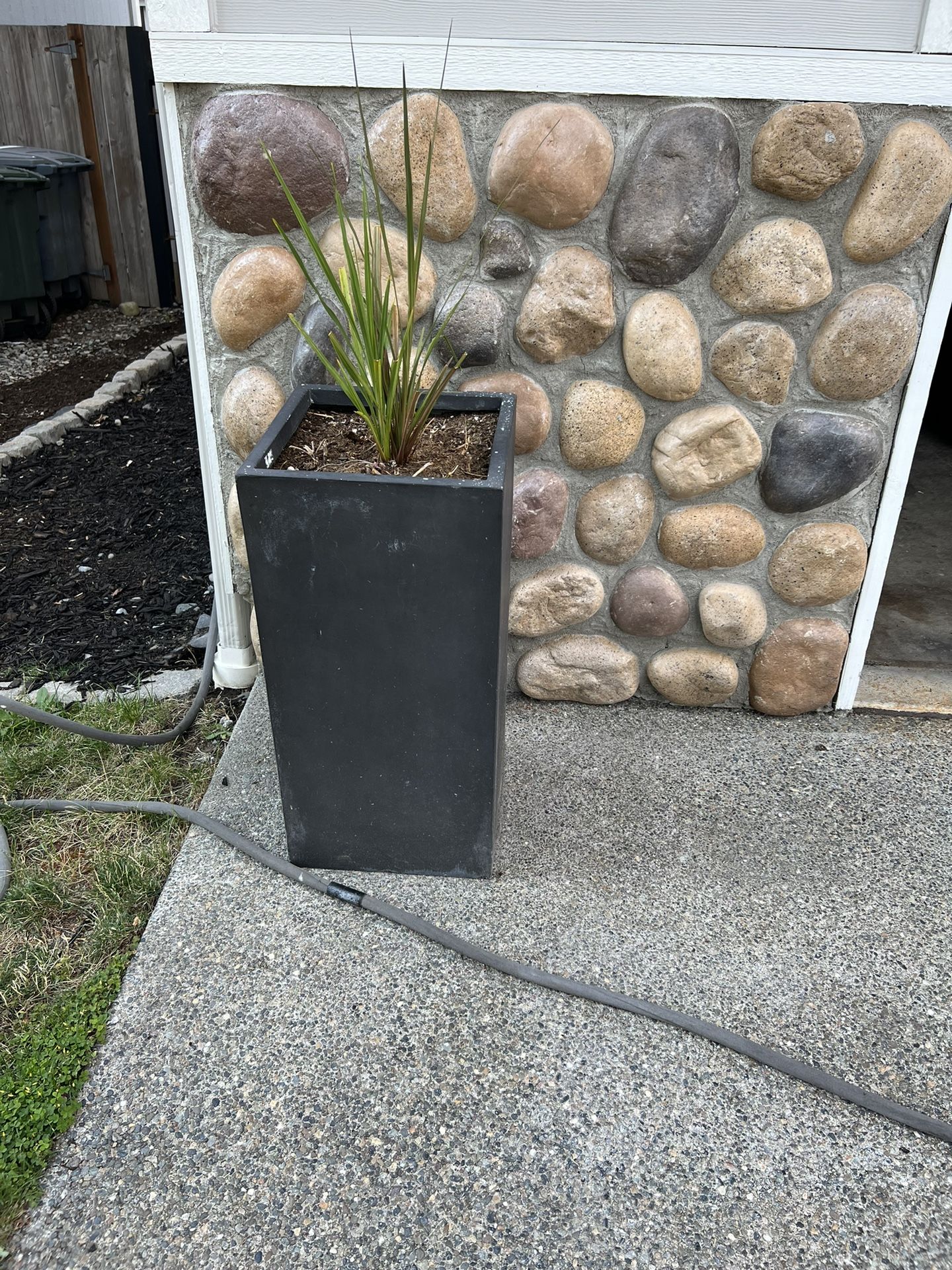 Set Of Concrete Planters for Sale in WA OfferUp