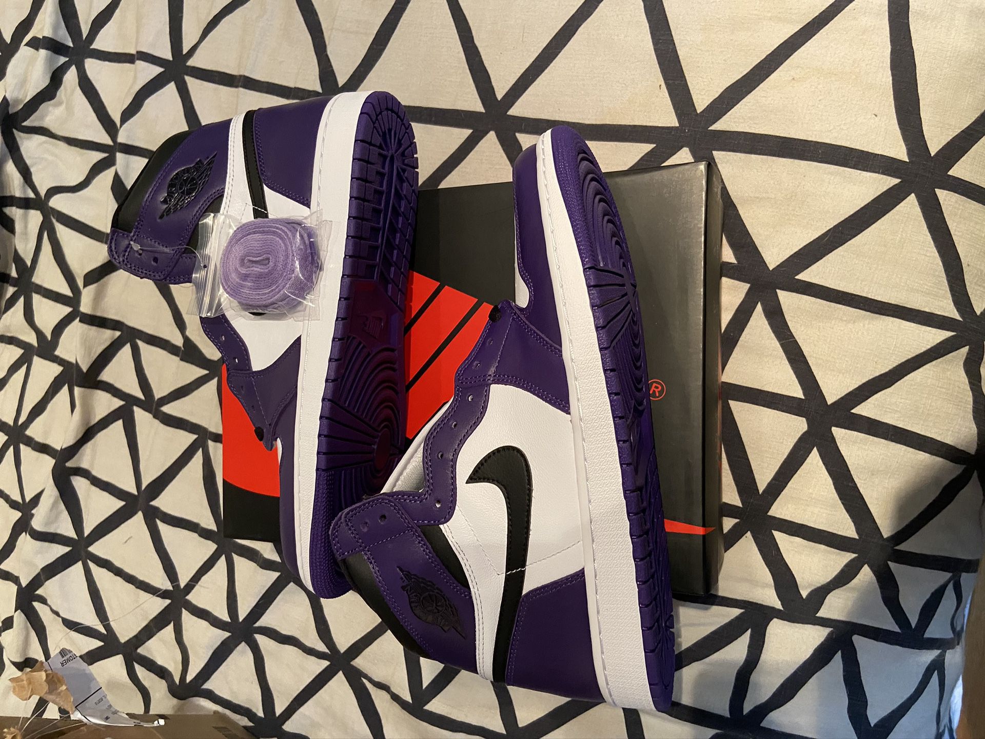 Size 13 Jordan 1 court purple ds
