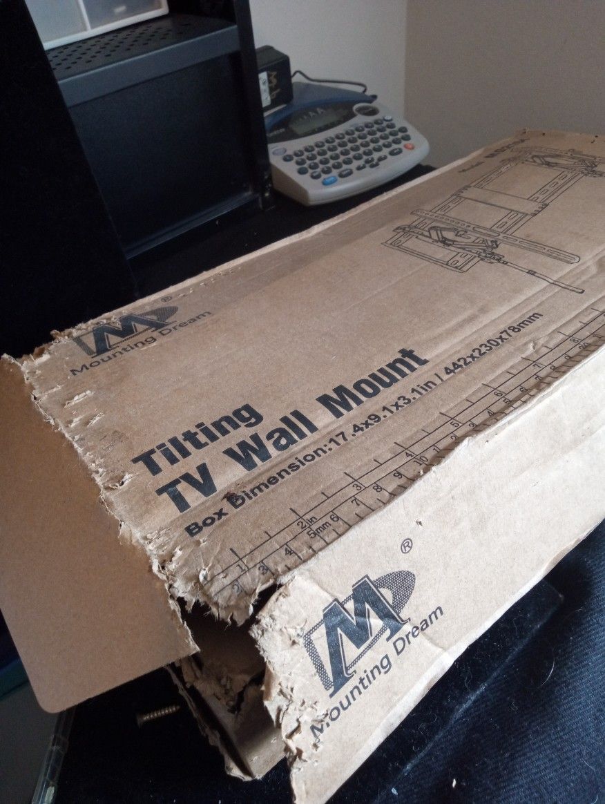 Mounting Dream Tilting Wall Mount