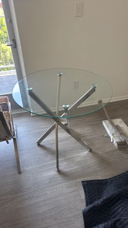Bistro dinning table
