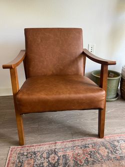 Modern accent arm chair