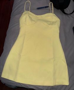FASHION NOVA YELLOW DRESS