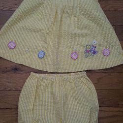 Baby girl Disney Winnie the Pooh yellow dress 18 months with bloomers