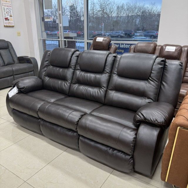 BRAND NEW ASHLEY 💃VACHERIE CHOCOLATE RECLINING SOFA/LOVESEAT AVAİLABLE 