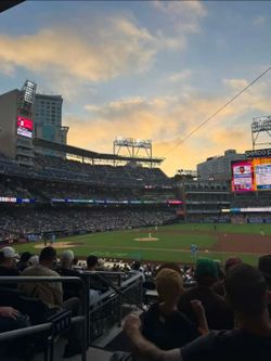 Padres Tickets