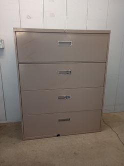 Metal file cabinet $ 170