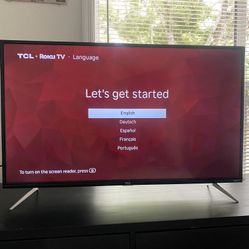 TCL ROKU TV 43’ 
