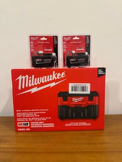 Milwaukee M18 2 Gal. Cordless Wet/Dry Vacuum with (2) M18 5.0 Ah Battery **Brand New**