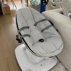 4Moms MamaRoo Swing Chair *please Read*