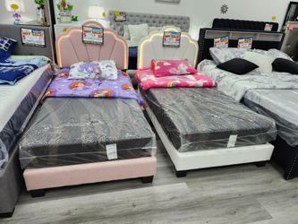 $119 Cama Twin Nueva Sin Colchones
