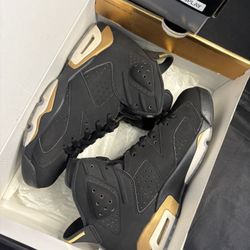 Mens 8.5 (Good Condition) Jordan 6 Retro DMP (2020)