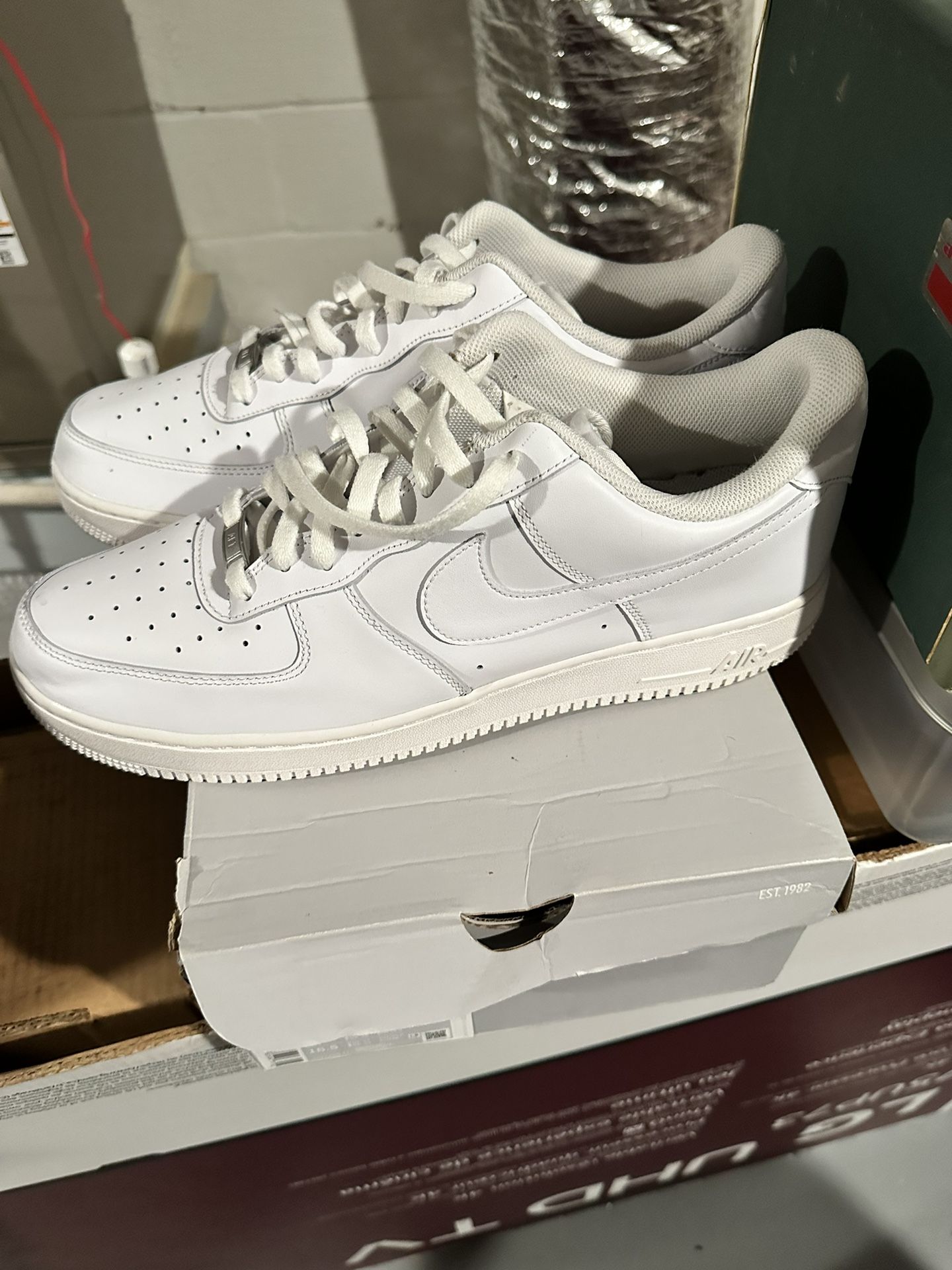 nike air force 1 mens size 10