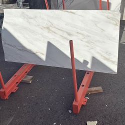 Calacatta Oro Quartz Remnant – Raphael Stone (51” x 25”)