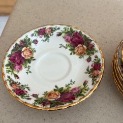 Royal Albert Country Rose - Made In England
