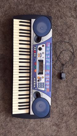 Yamaha piano PSR-260