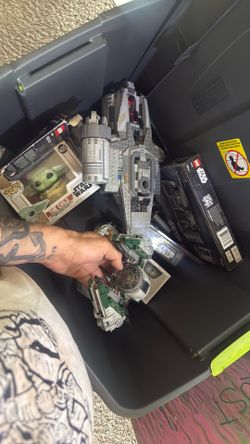 Small Collection of star wars legos and collectibles