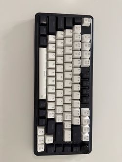 Redragon UCAL PRO K673 Wireless Mechanical Gaming Keyboard