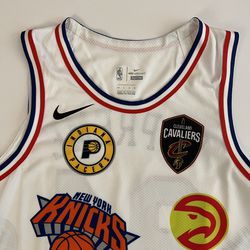 Supreme Nike/NBA Teams Authentic Jersey Size 48 for Sale in Irvine