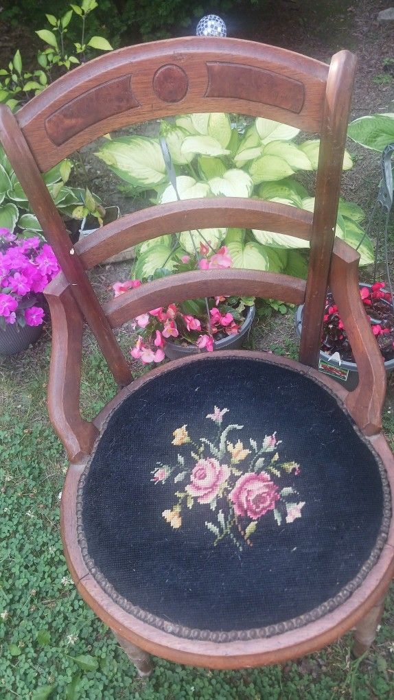 TWO VINTAGE SIDE CHAIRS