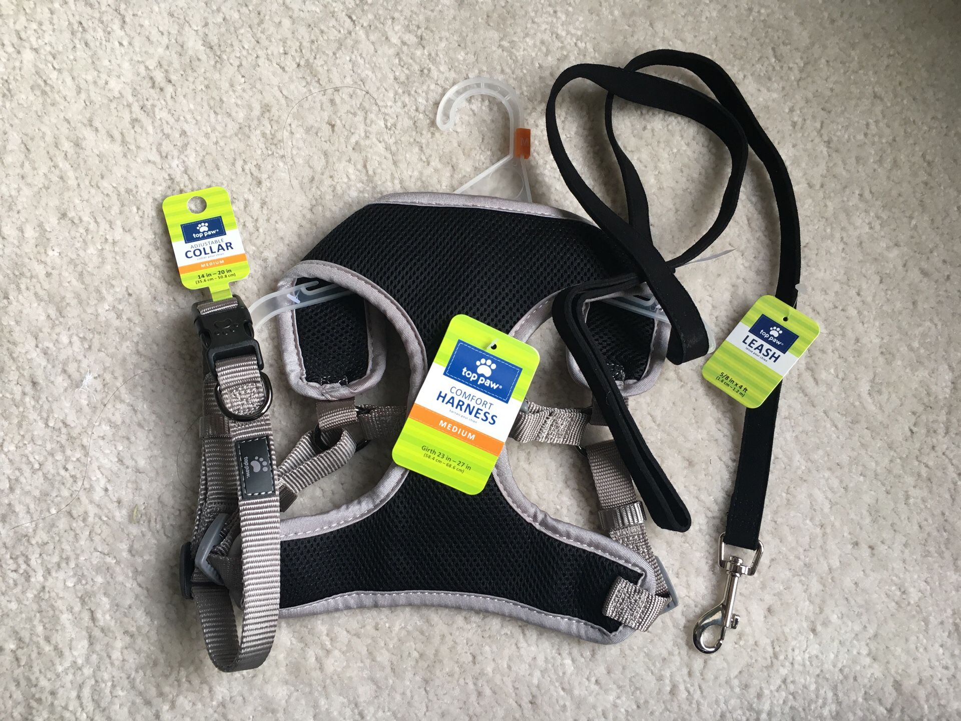 Brand New Top Paw Size Medium Collar, Harness, and Leash Set