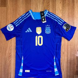 Messi Argentina Player version jersey ( Replica ) ask for any size