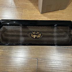 Tacoma grille 