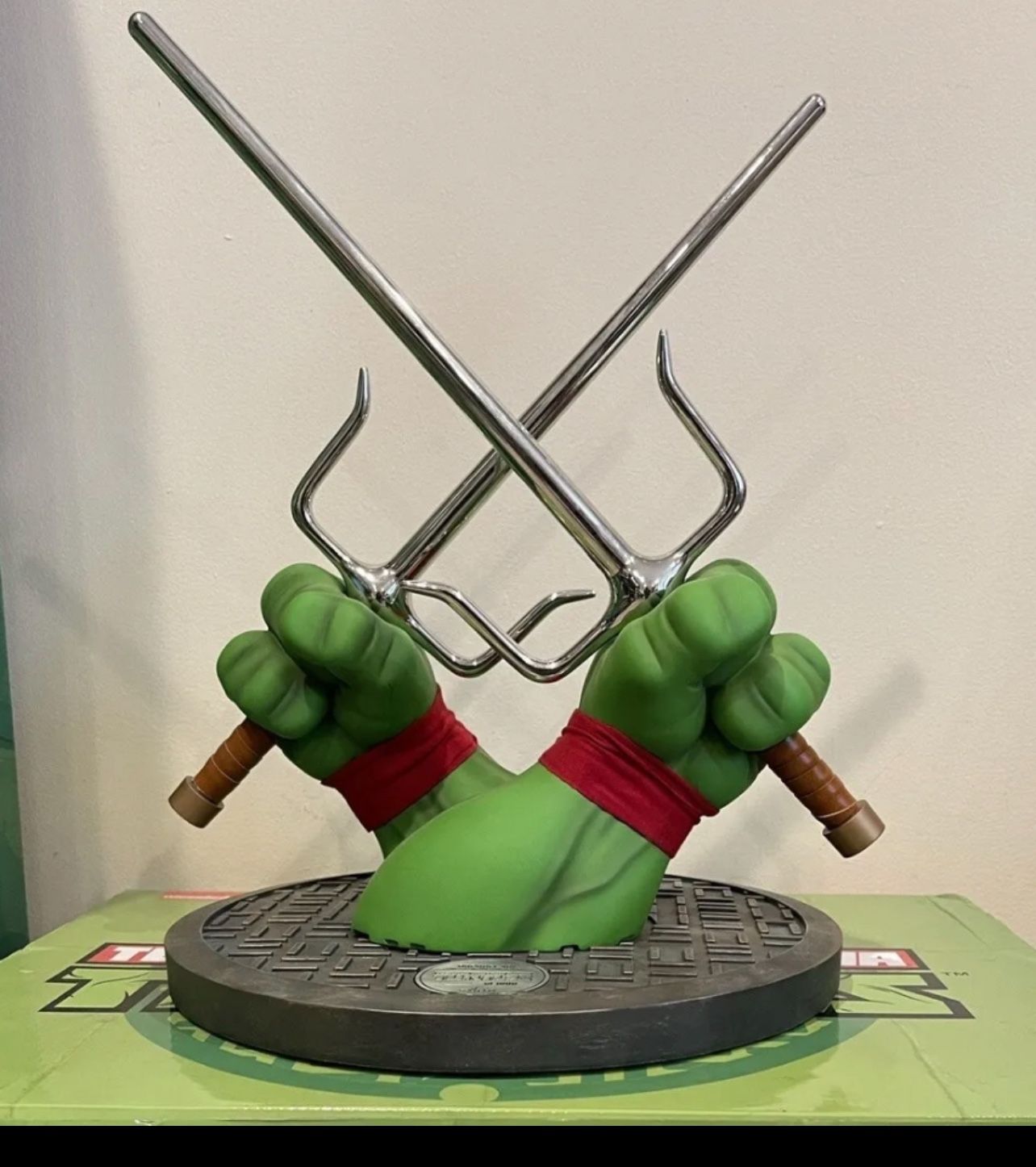 $Reduced New Ninja Turtles Rafaels Sai set