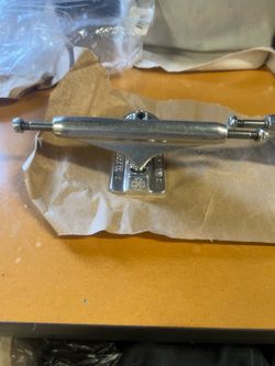 Independent trucks