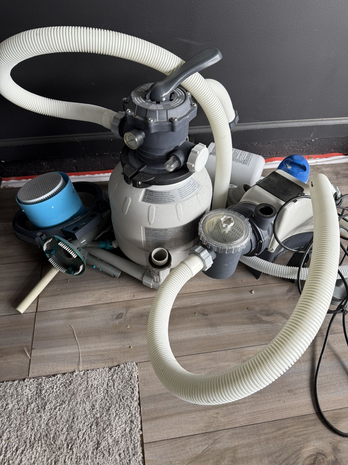 Pool Sand Pump & Sand Filter