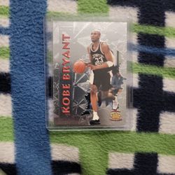 Kobe Bryant Chrome Rookie Refractor 