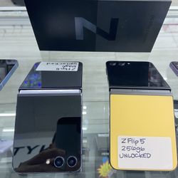 Z Flip 5 . Cash Or $50 Down W Approval 