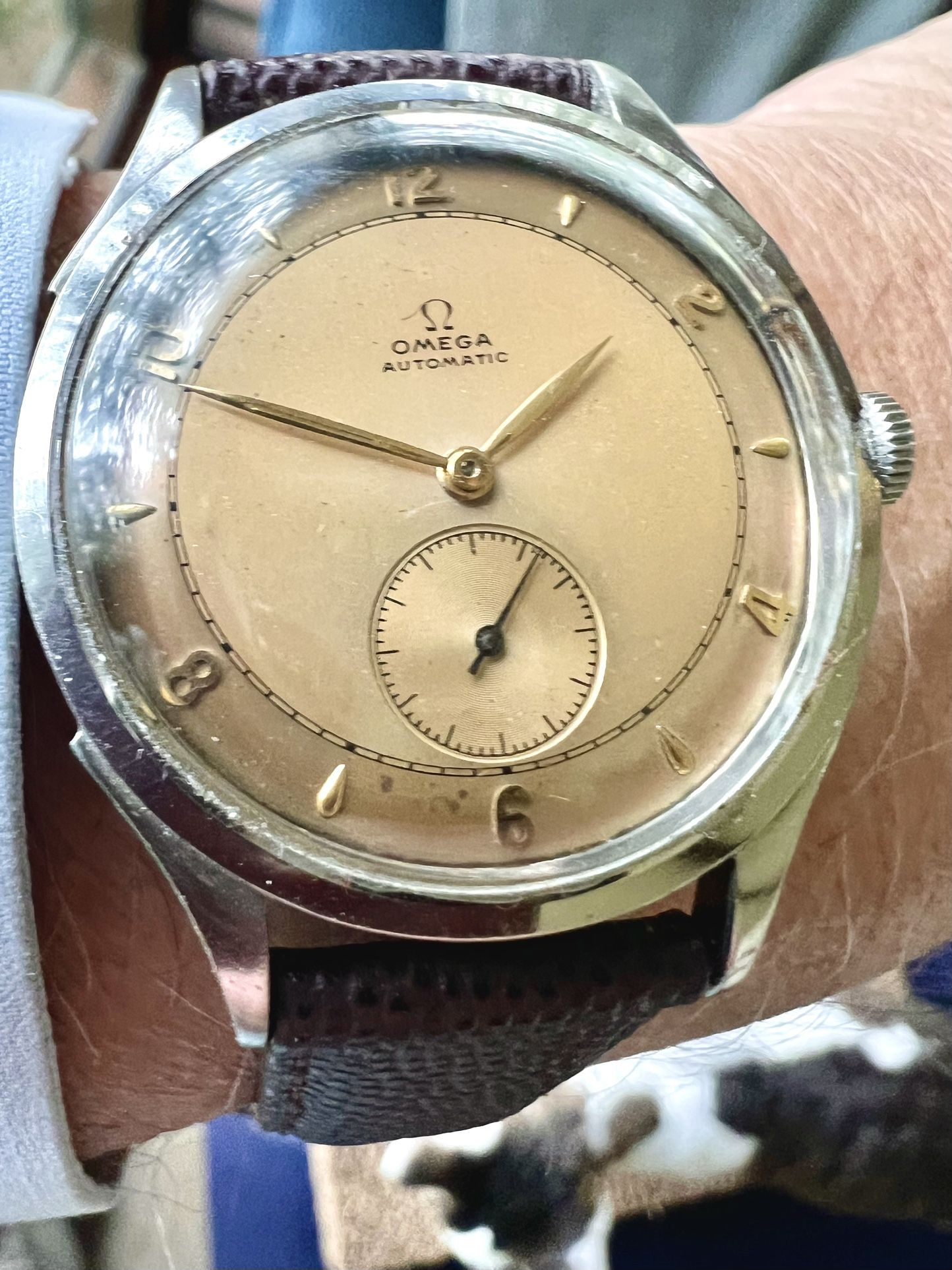 RARE OMEGA WWII AUTOMATIC WATCH - NM
