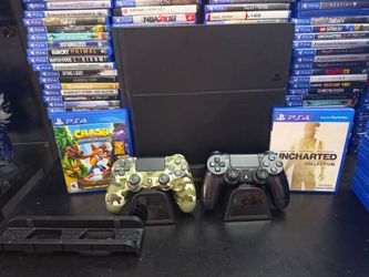 PLAYSTATION 4 CON 2 MANDOS Y 2 JUEGOS A ELEGIR