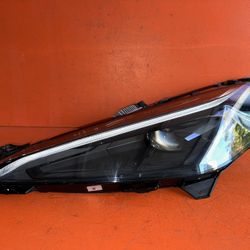 2020 - 2023 CHEVROLET CORVETTE LEFT SIDE LED HEADLIGHT OEM USED