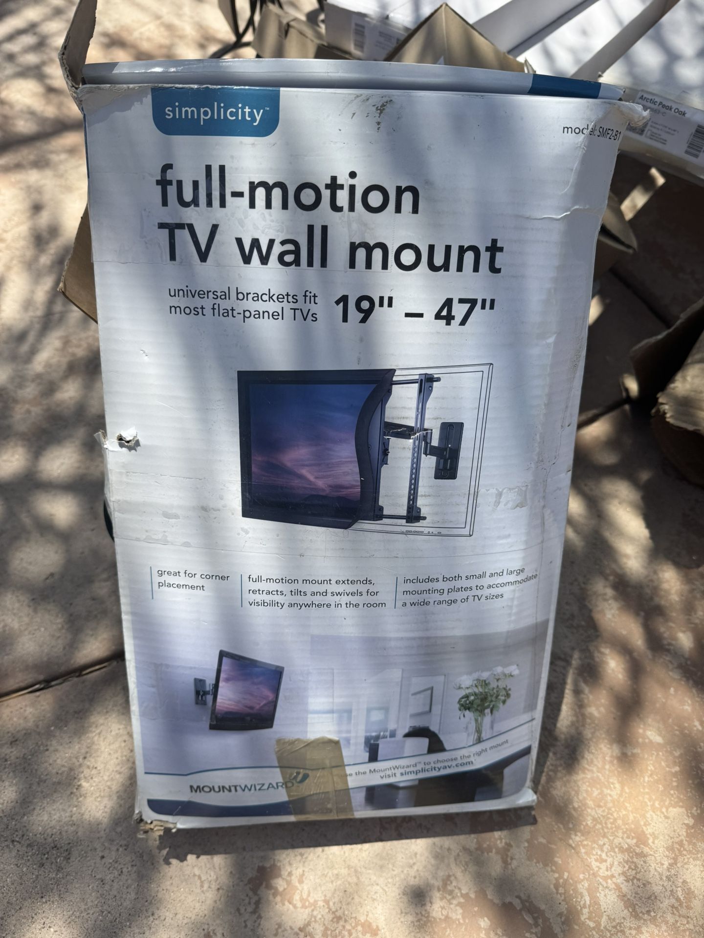 Full Motion TV Wall Mount 19-47”