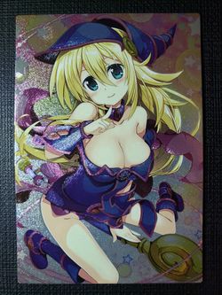 Dark Magician Girl Ultimate Rare Holo Foil Card