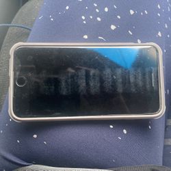 iPhone 8 Plu Black 64 gb 