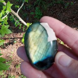 Crystals And Gemstones 