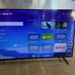 Hisense Roku TV 50” LED LCD - Model 50R6E3 – with Remote