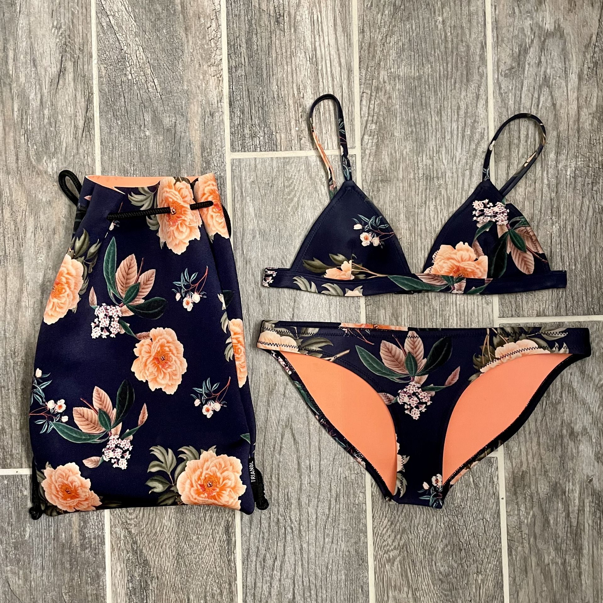 Triangl “Delilah” Neoprene Bikini Set + Bag
