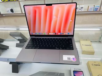 MacBook Pro M1 Pro 16gb ram 1tb ssd