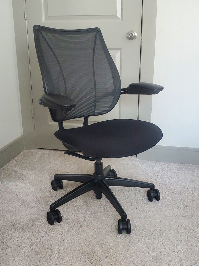 Humanscale Liberty Ergonomic Office Chair – Excellent Condition