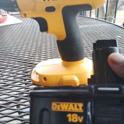 DeWalt 18v Drill