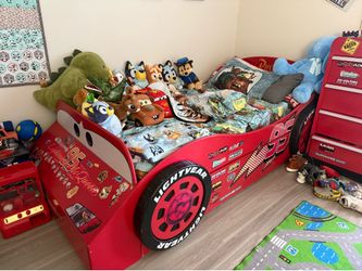 Twin cars bedroom set