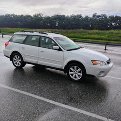 2006  Subaru Outback wagon limited 
